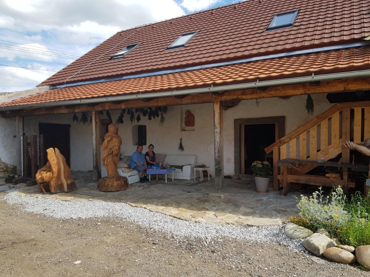 Ubytovani Agnes Jaronice Exterior foto